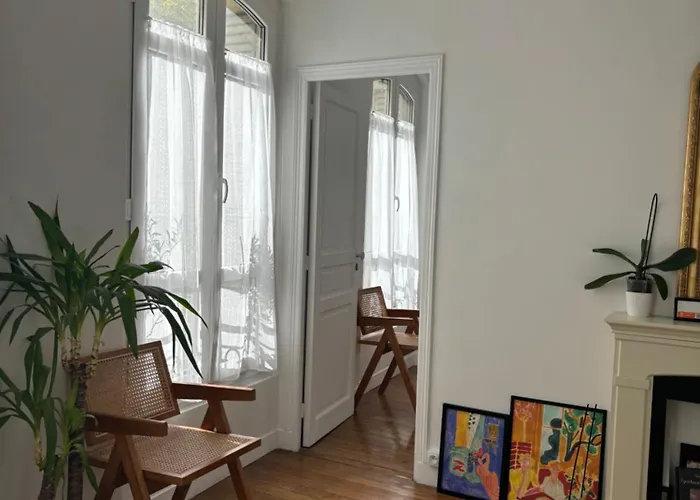 White * Paříž